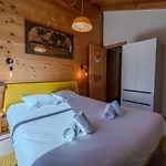 Vieil Ours Douillet 11pax Familial Vue * Chamonix