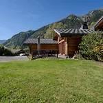 Vieil Ours Douillet 11pax Familial Vue Chamonix