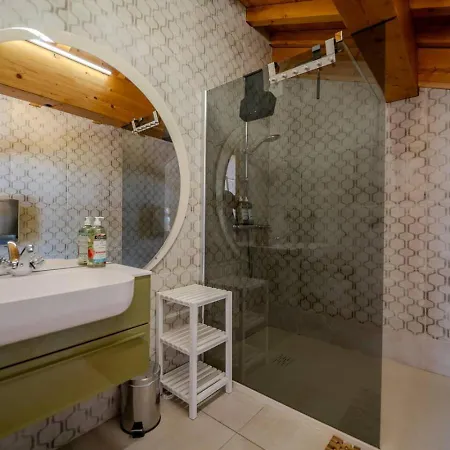 Vieil Ours Douillet 11pax Familial Vue Dağ evi