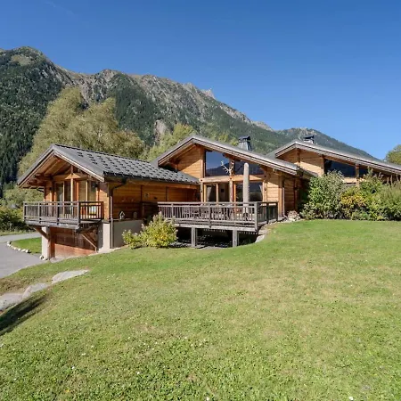 Vieil Ours Douillet 11pax Familial Vue Chalet